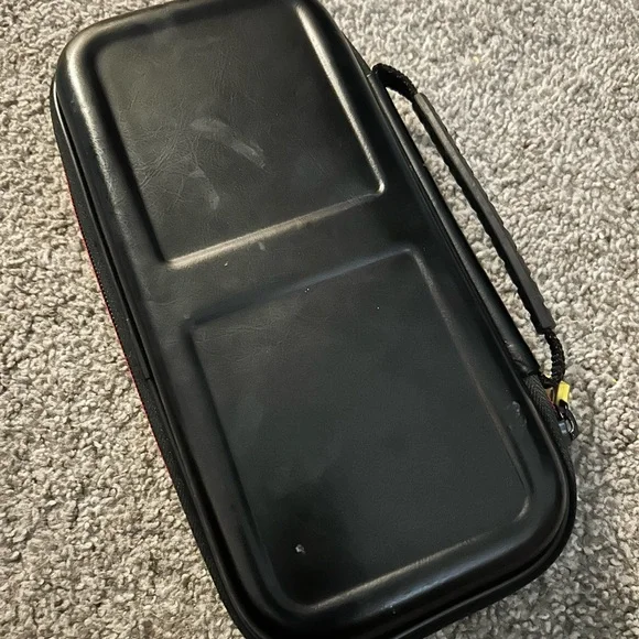 Nintendo Super Mario Green and Black Carrying Case